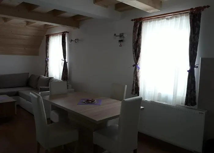 Panovic * Κοπαόνικ